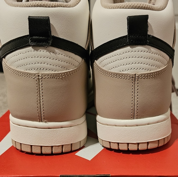 SOLD - Picture 7 of 12